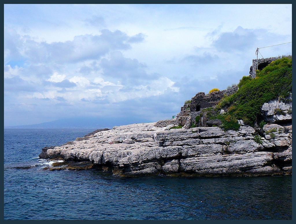 Cover image of this place Bagni Della Regina Giovanna