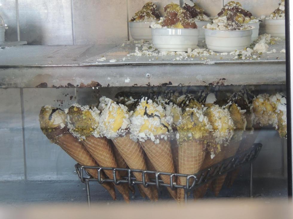 Cover image of this place Baba Bastani | بابا بستنی (بابا بستنی)