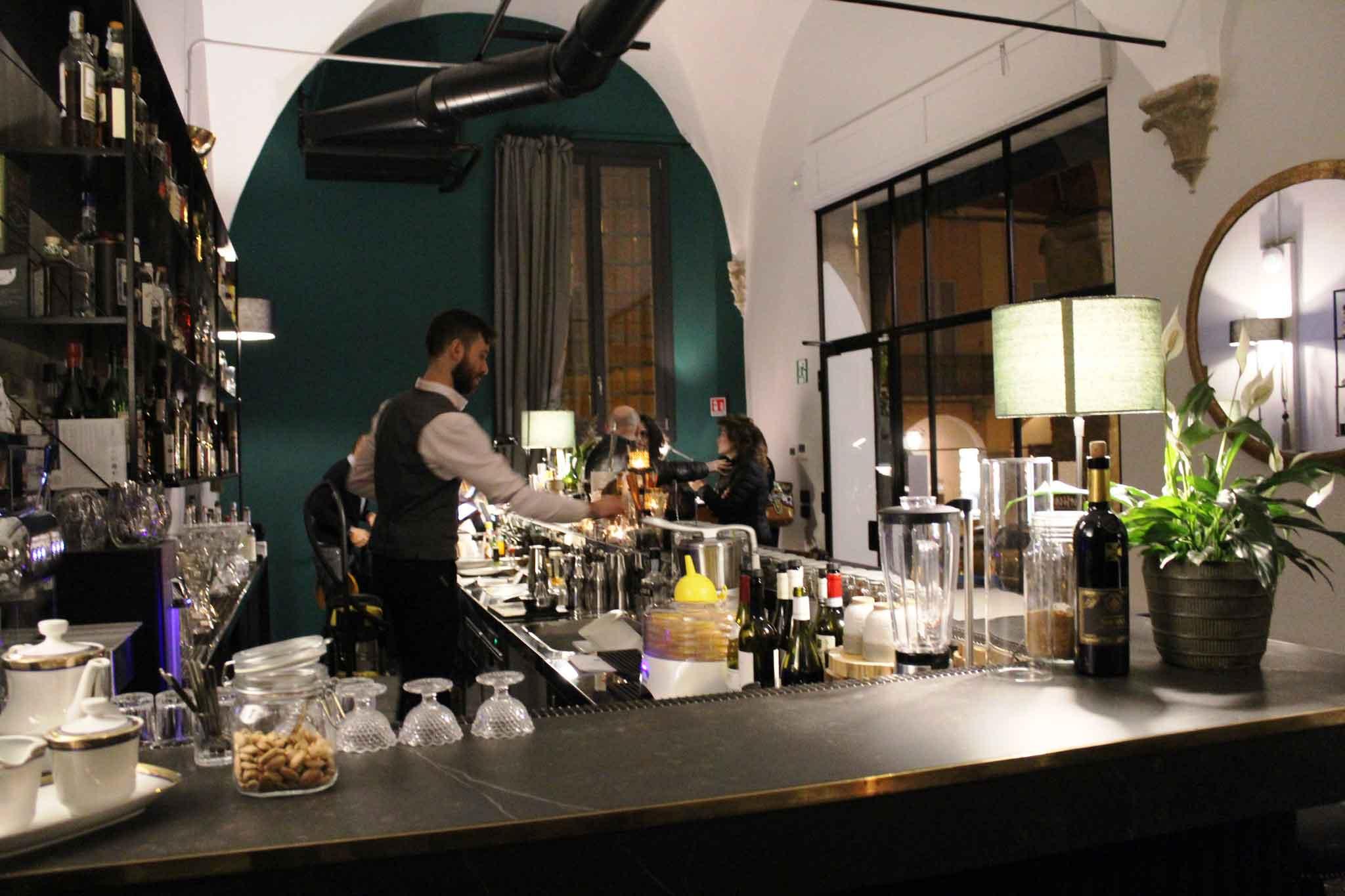 Cover image of this place I Conoscenti