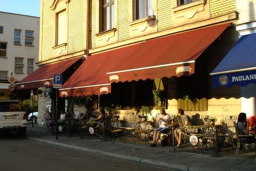 Cover image of this place Singer