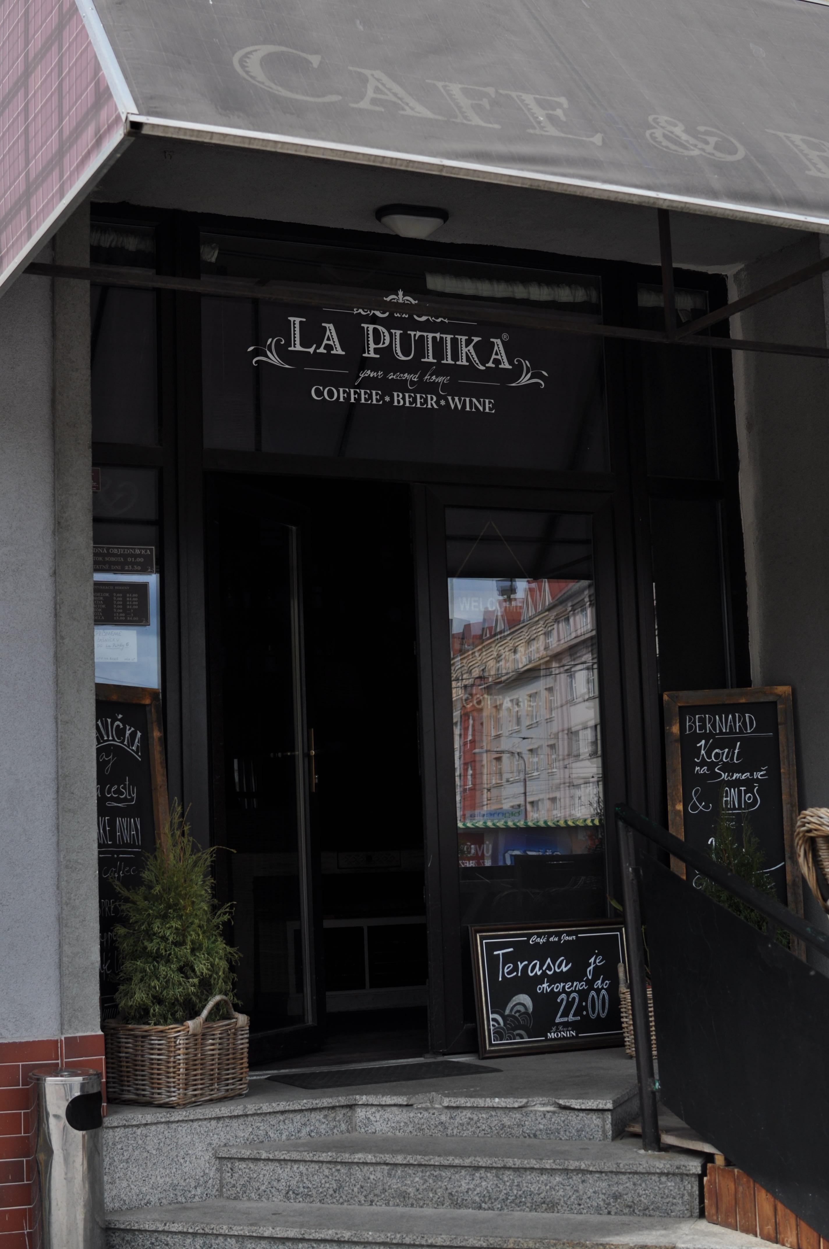 Cover image of this place La Putika