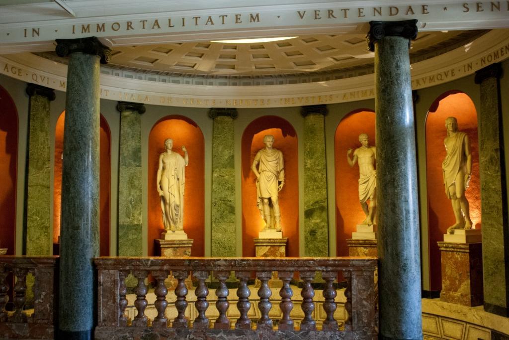 Cover image of this place Pinacoteca Ambrosiana