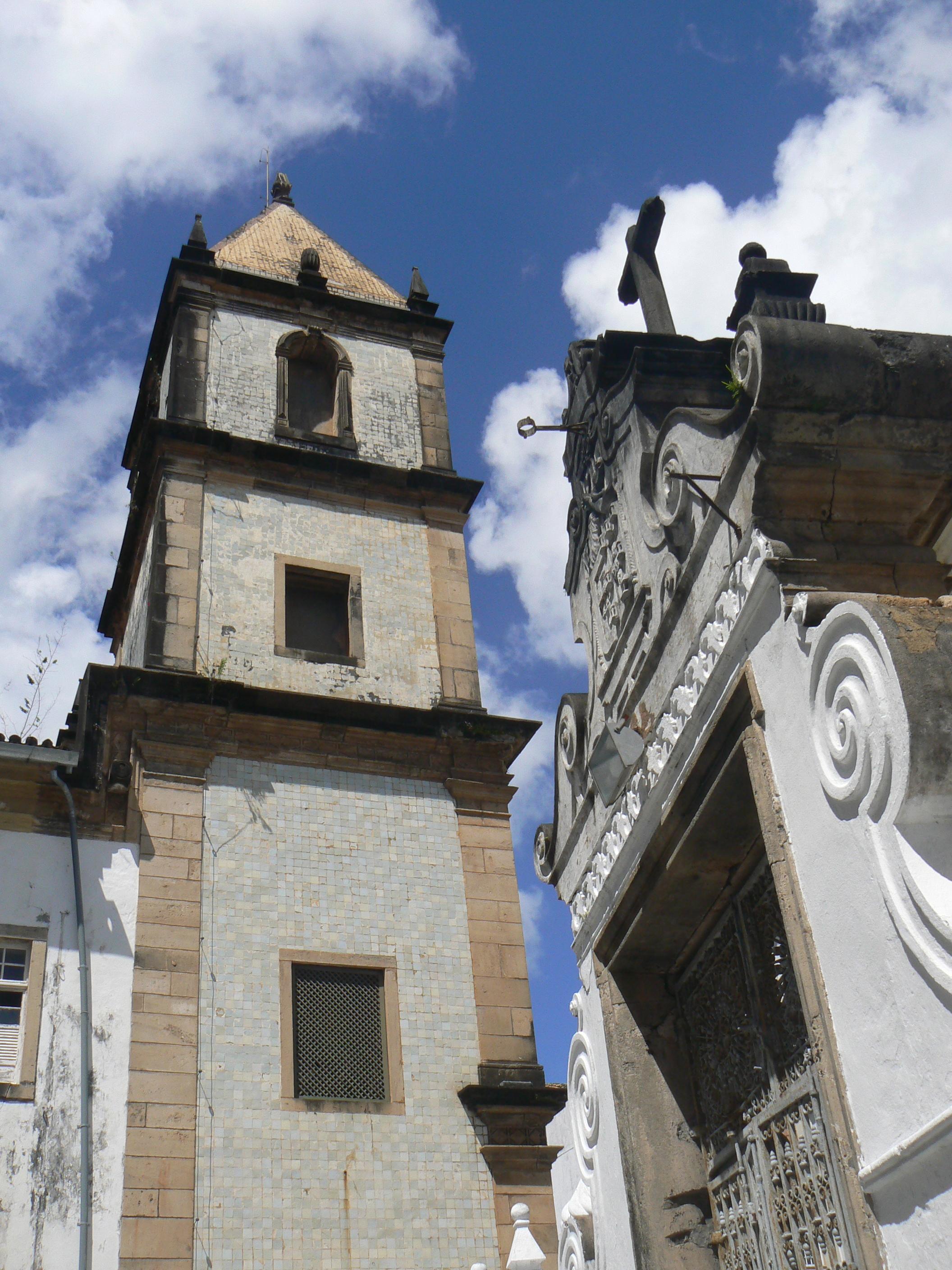 Cover image of this place Igreja e Convento de São Francisco