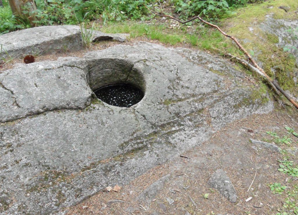 Cover image of this place Kattilan hiidenkirnu
