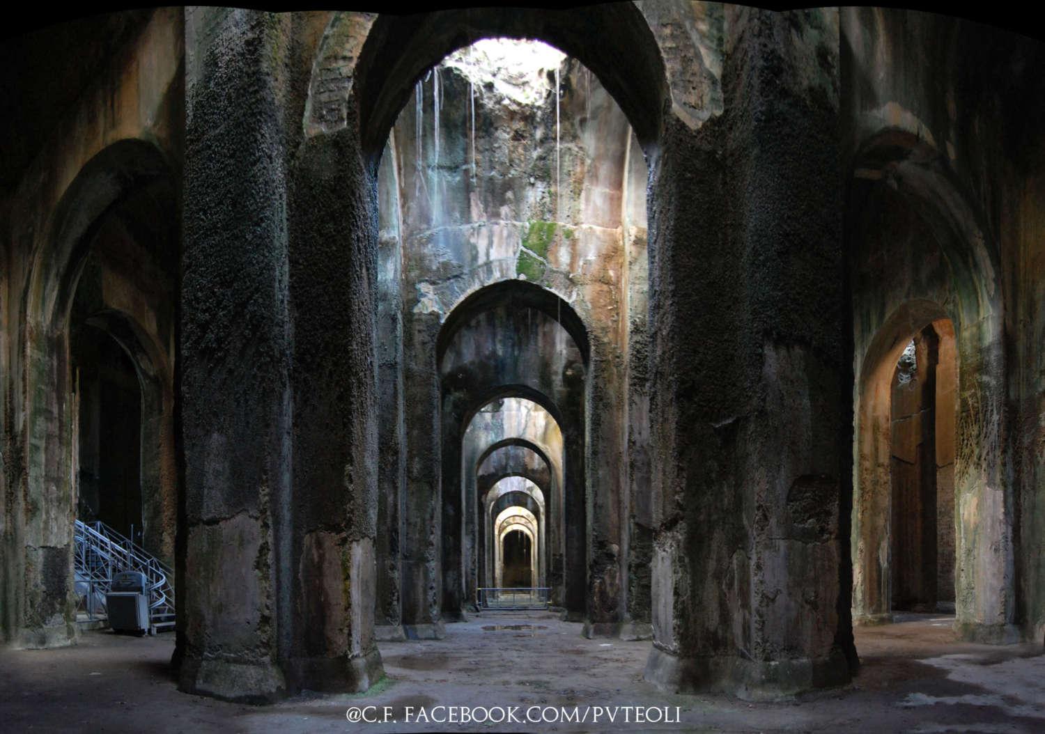 Cover image of this place piscina mirabilis
