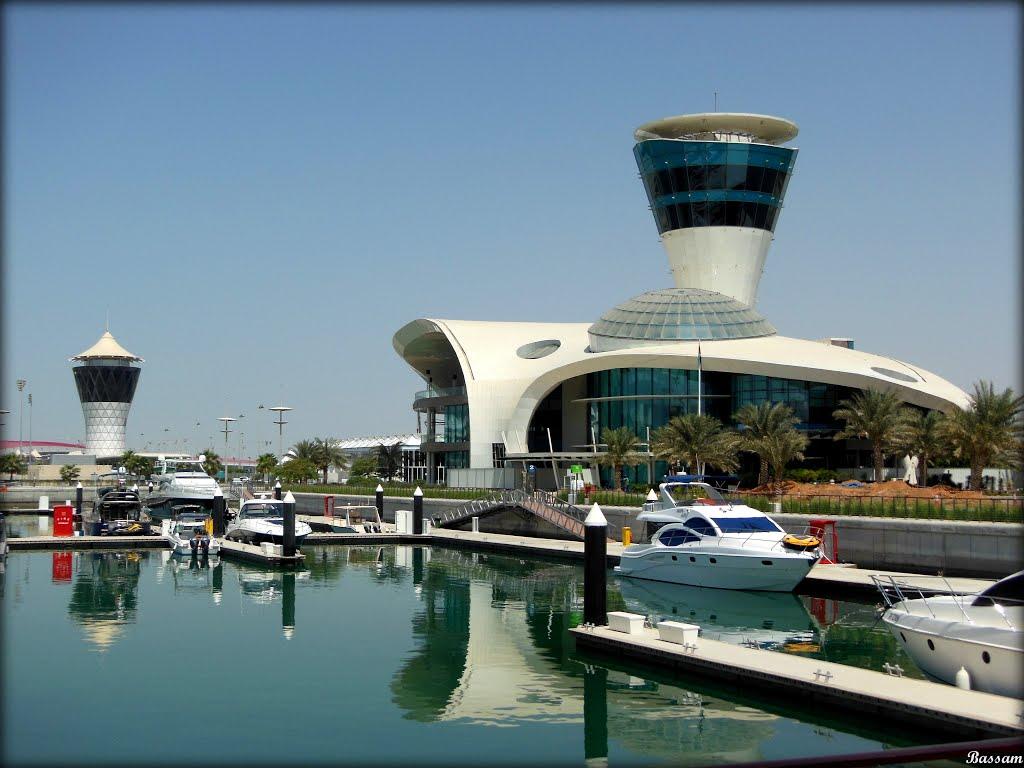 Cover image of this place Yas Marina & Yacht Club