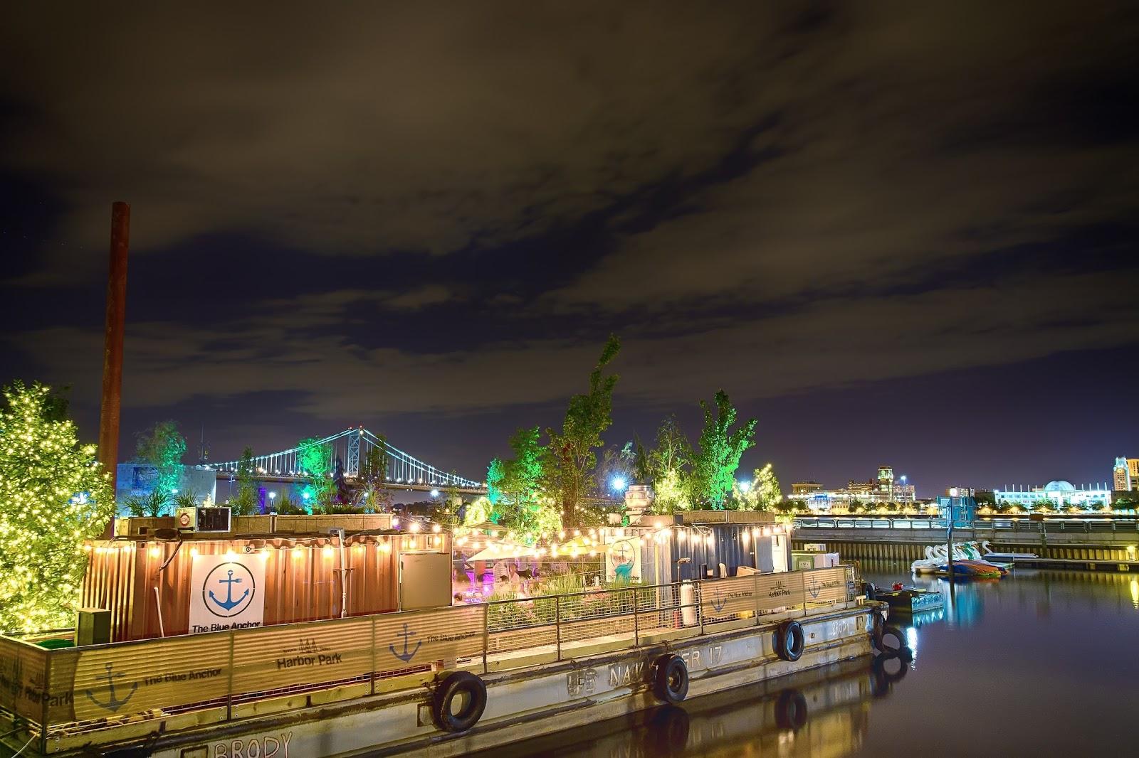 Cover image of this place Spruce Street Harbor Park