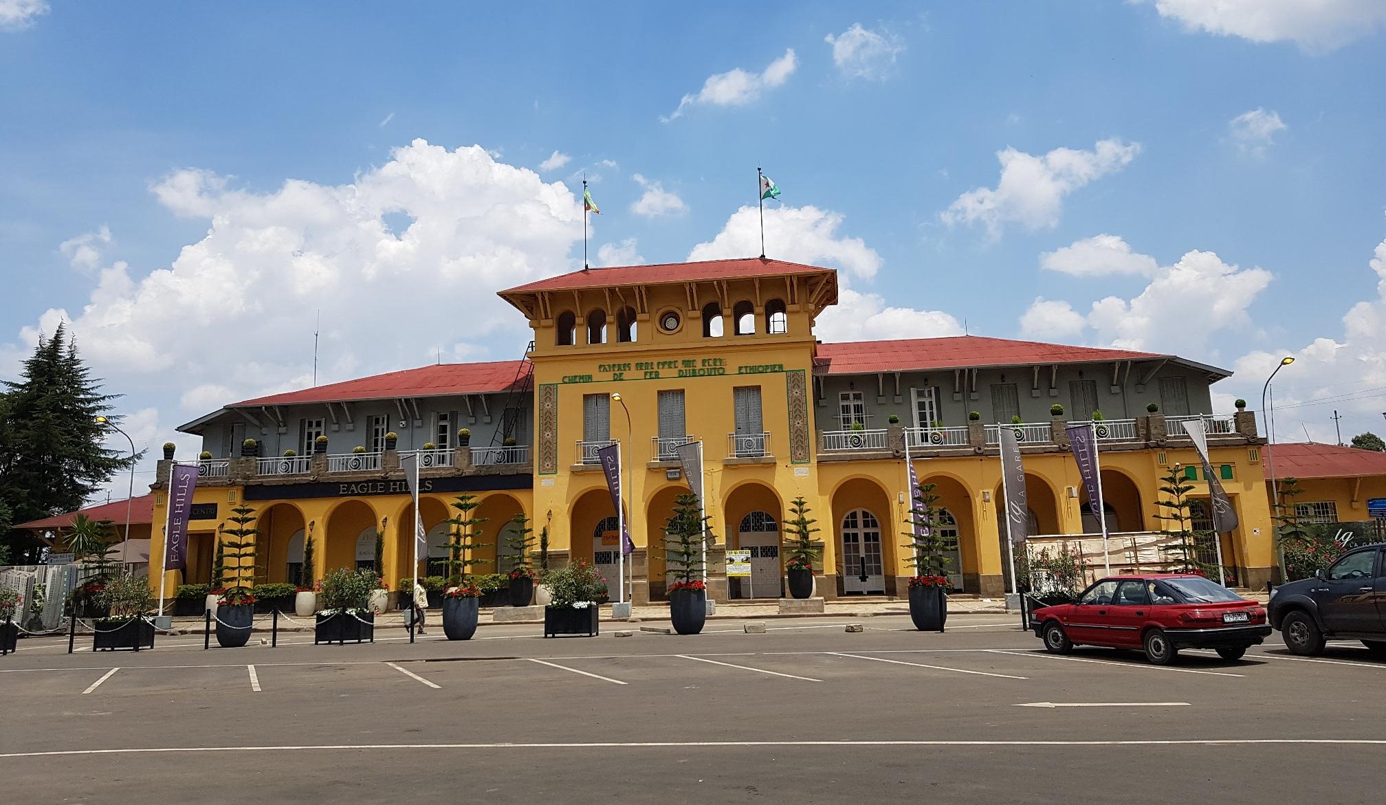 Cover image of this place Lagar Railway Station 