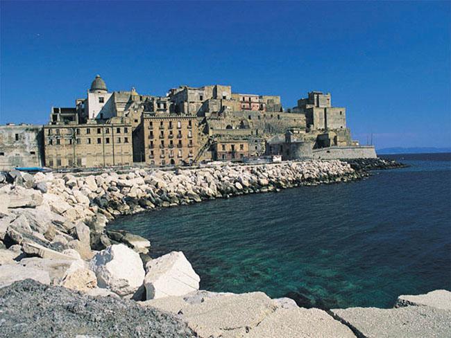 Cover image of this place Rione Terra