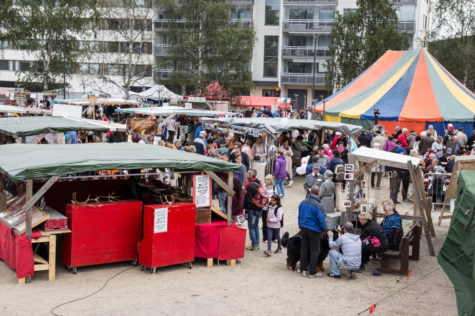 Cover image of this place Old Market Square Carnival/ August