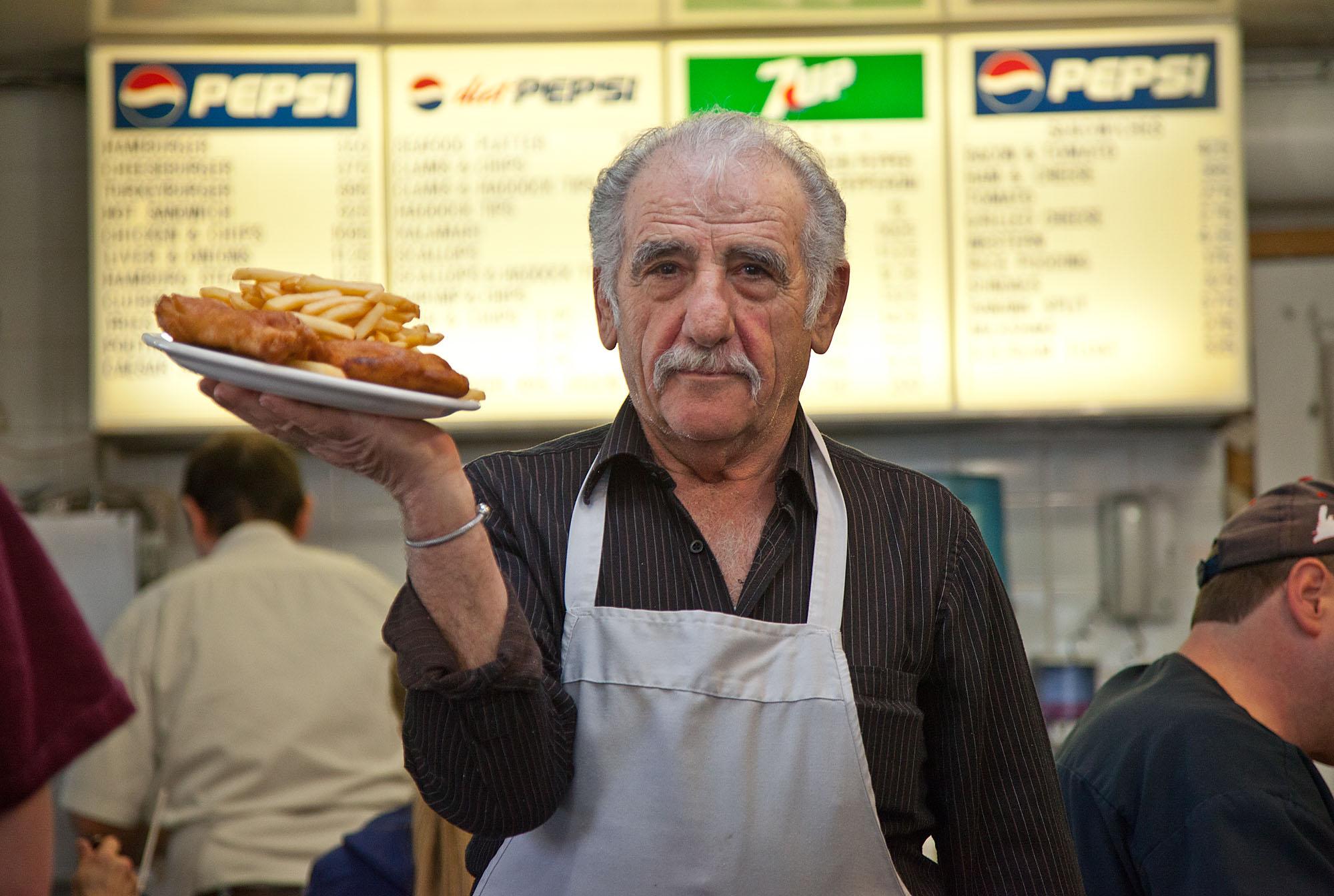Cover image of this place John's Lunch