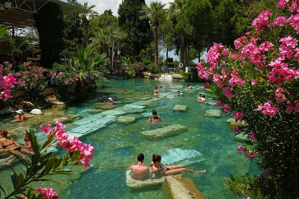 Cover image of this place Pamukkale Travertenleri