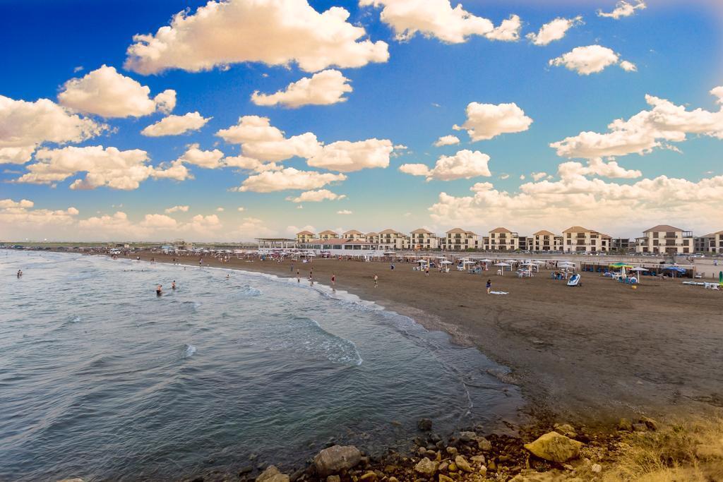 Cover image of this place Buzovna Beach