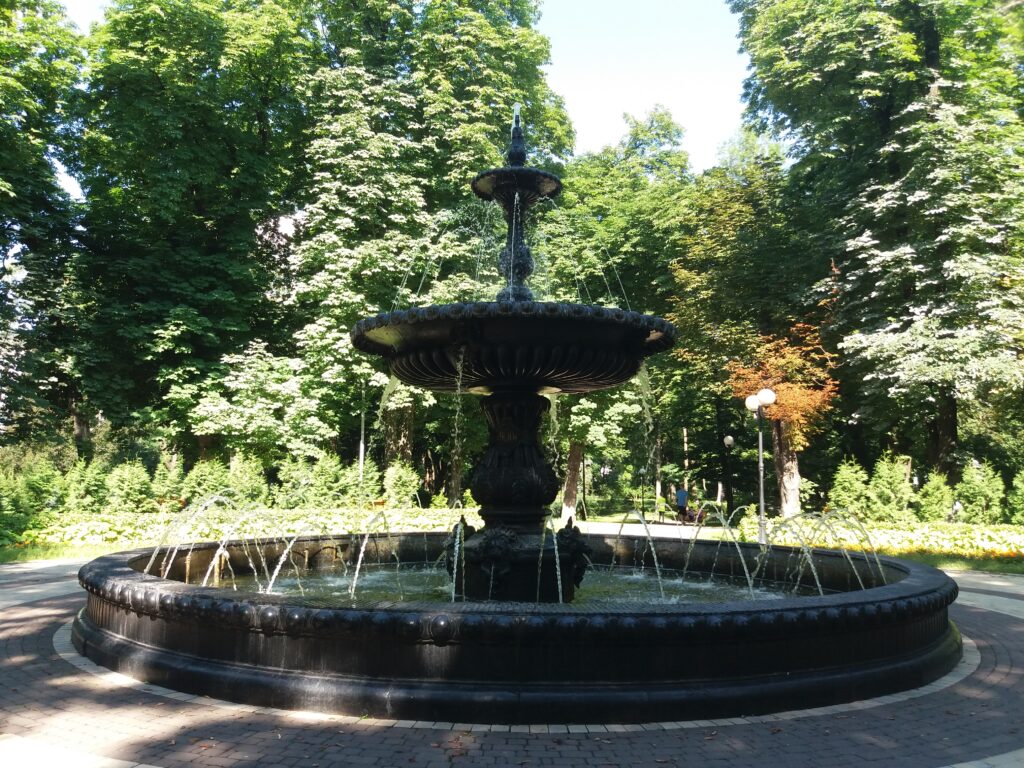 Mariinskyi Park in Pechersk, Kyiv