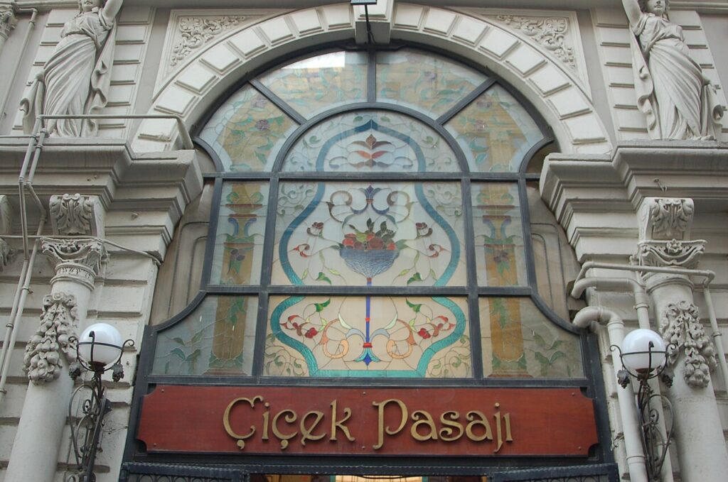 Çiçek Pasajı (Flower Passage), Istanbul
