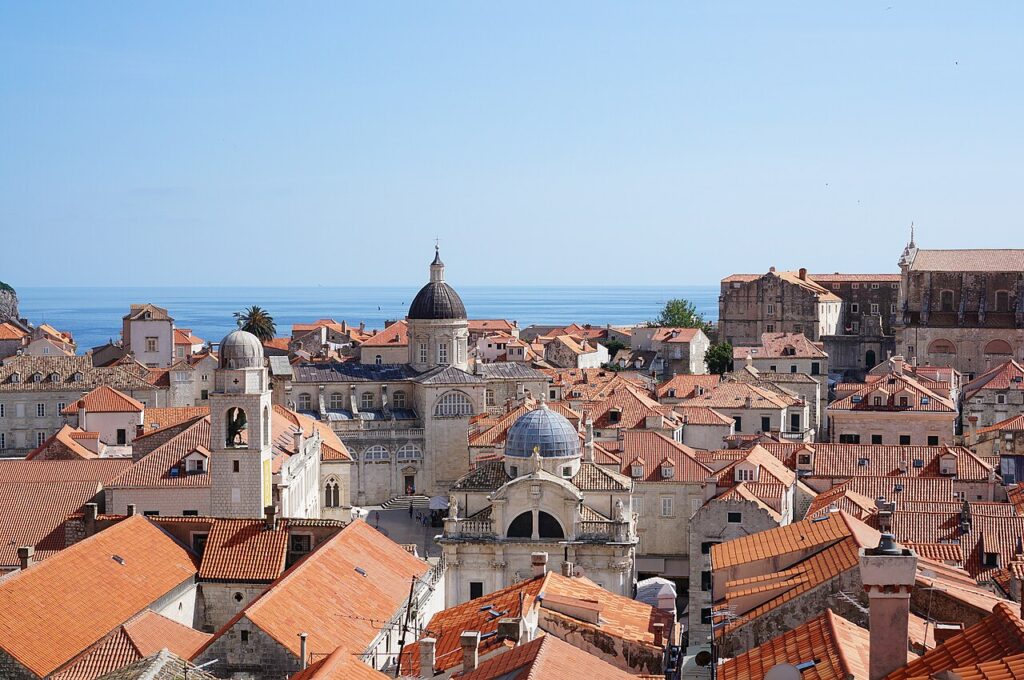 Clara Stones, Dubrovnik
