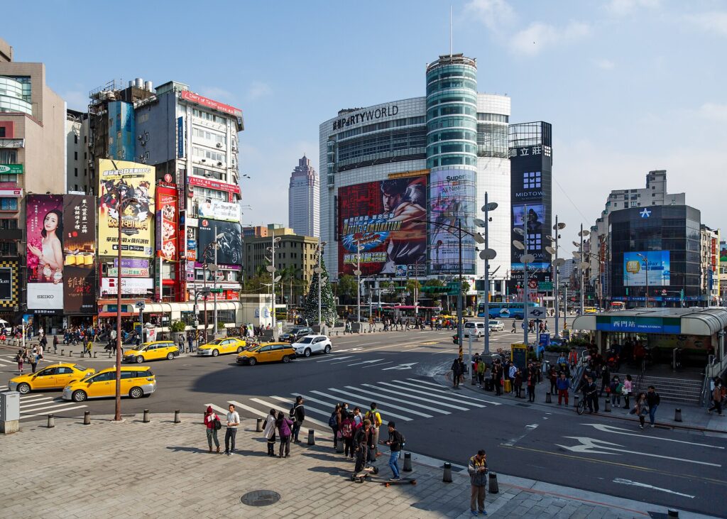 Taipei Taiwan Ximending-Party-World-Building-03