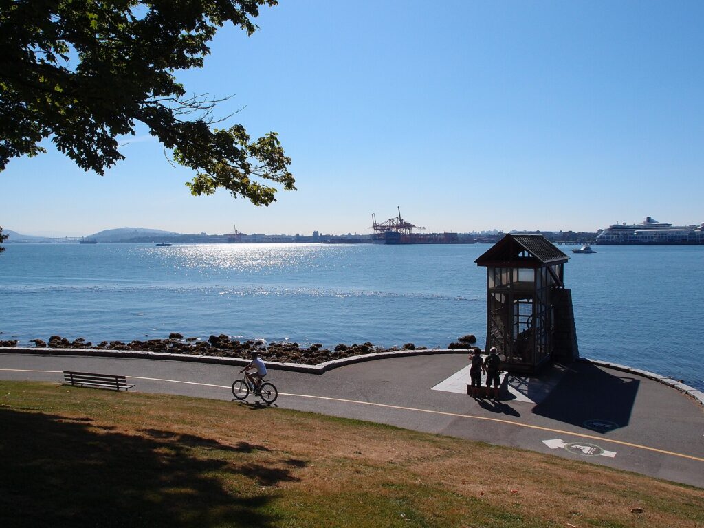 The seawall and coast near English Bay in Vancouver