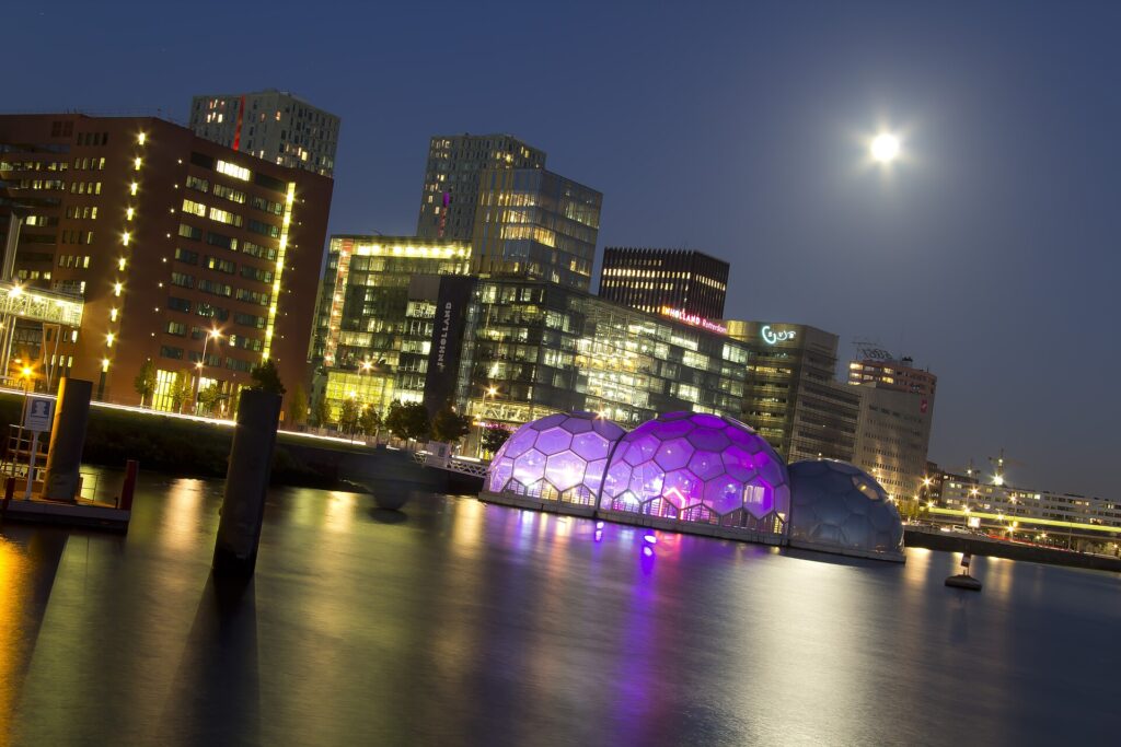 Kop van Zuid, Rotterdam (10423950395)