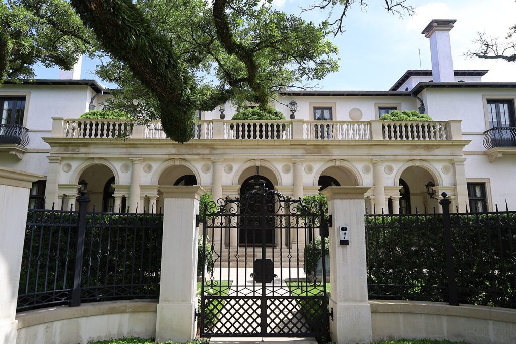 Grand mansion along St. Charles Avenue in Uptown New Orleans