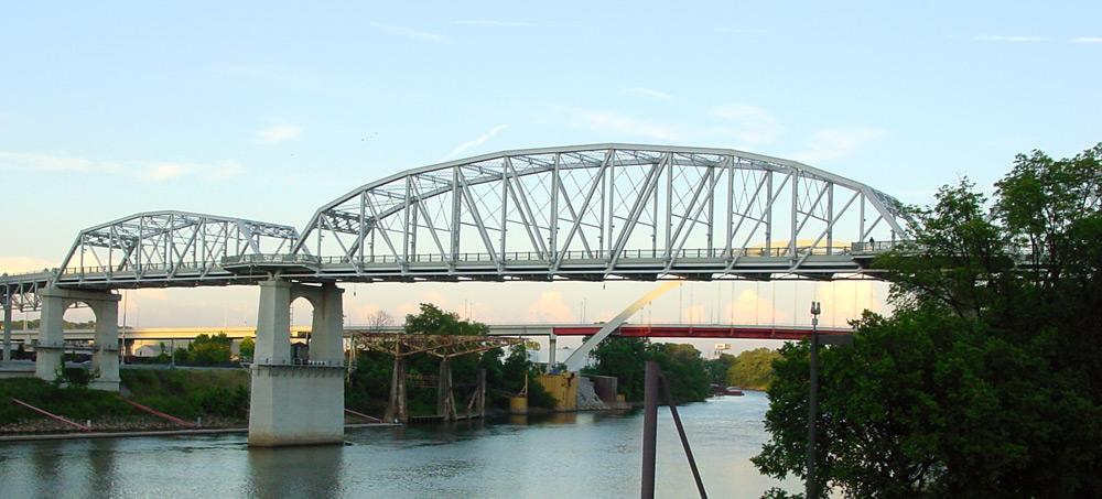 The John Seigenthaler Pedestrian Bridge over the Cumberland River in Nashville