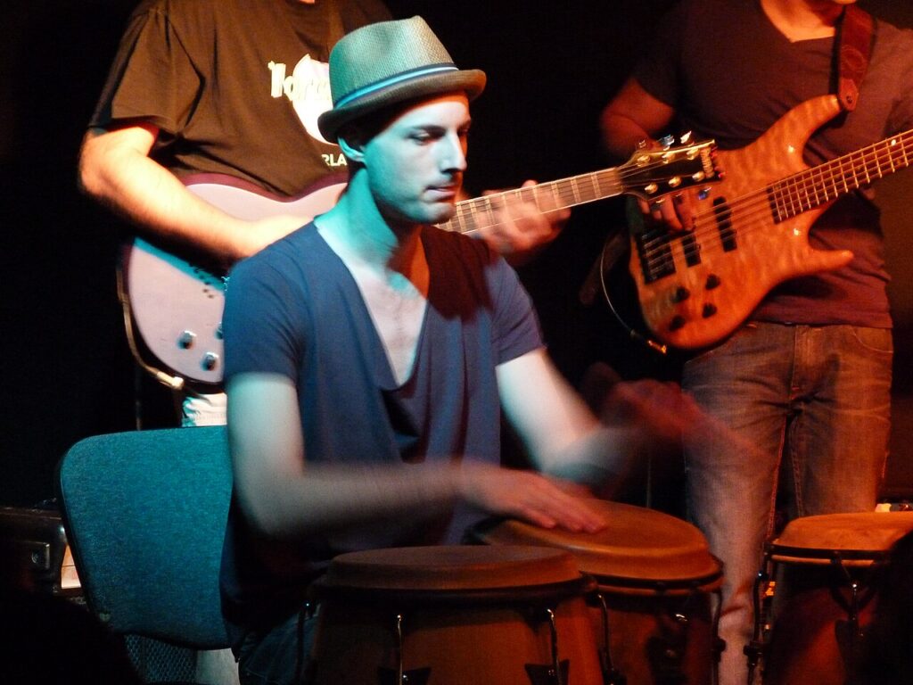 A live Latin music performance, in the spirit of Hoy Como Ayer
