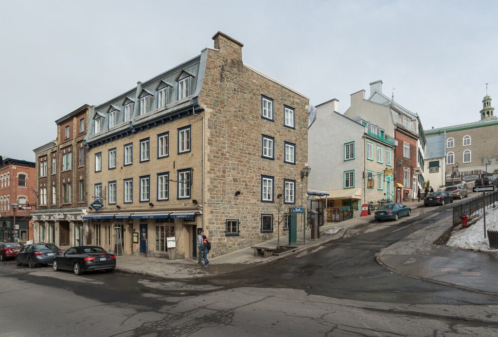Corner of Rue Saint-Jean and Rue d'Auteuil, Québec 20170412 1 in Quebec City