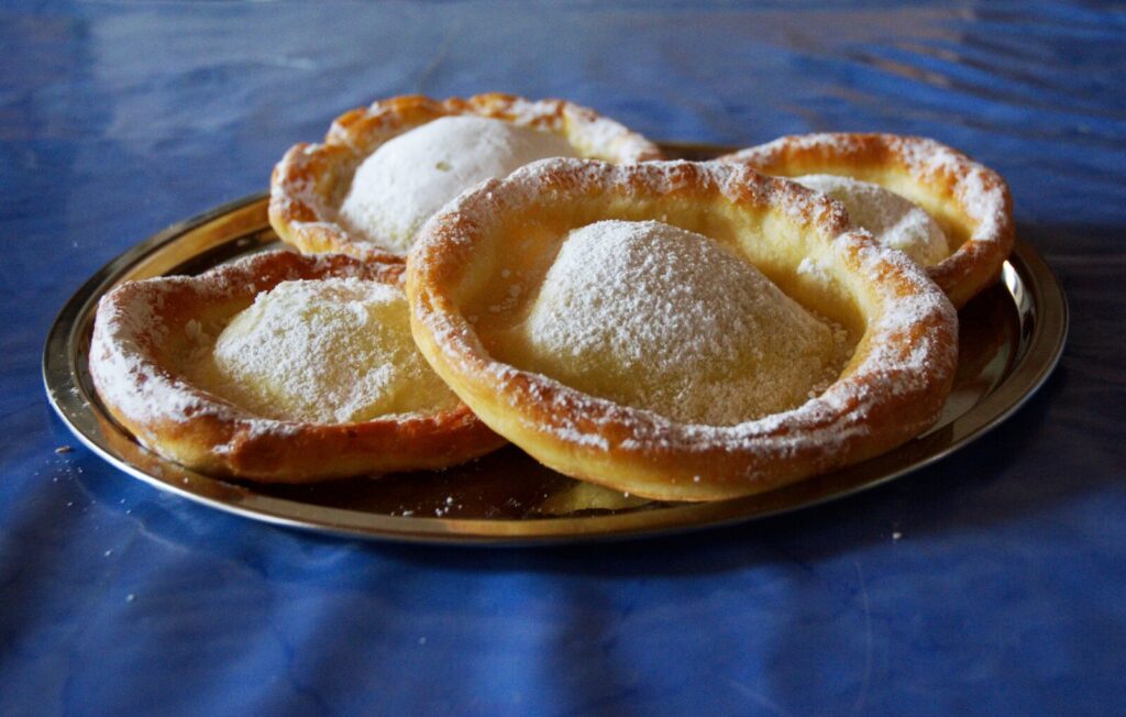 Cafe Frischhut (Schmalznudel)