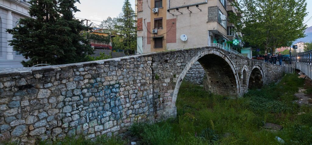 Puente de Tabak, Tirana, Albania, 2014-04-17, DD 18