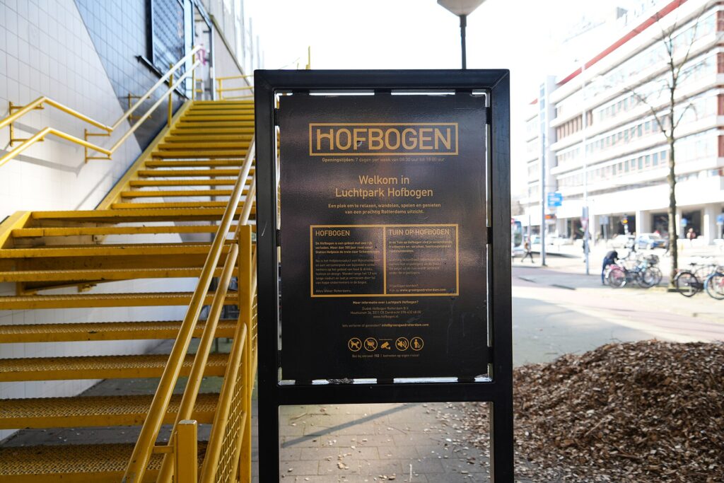 Luchtpark Hofbogen - Agniesebuurt - Noord - Rotterdam - sign - 2024 - pic1