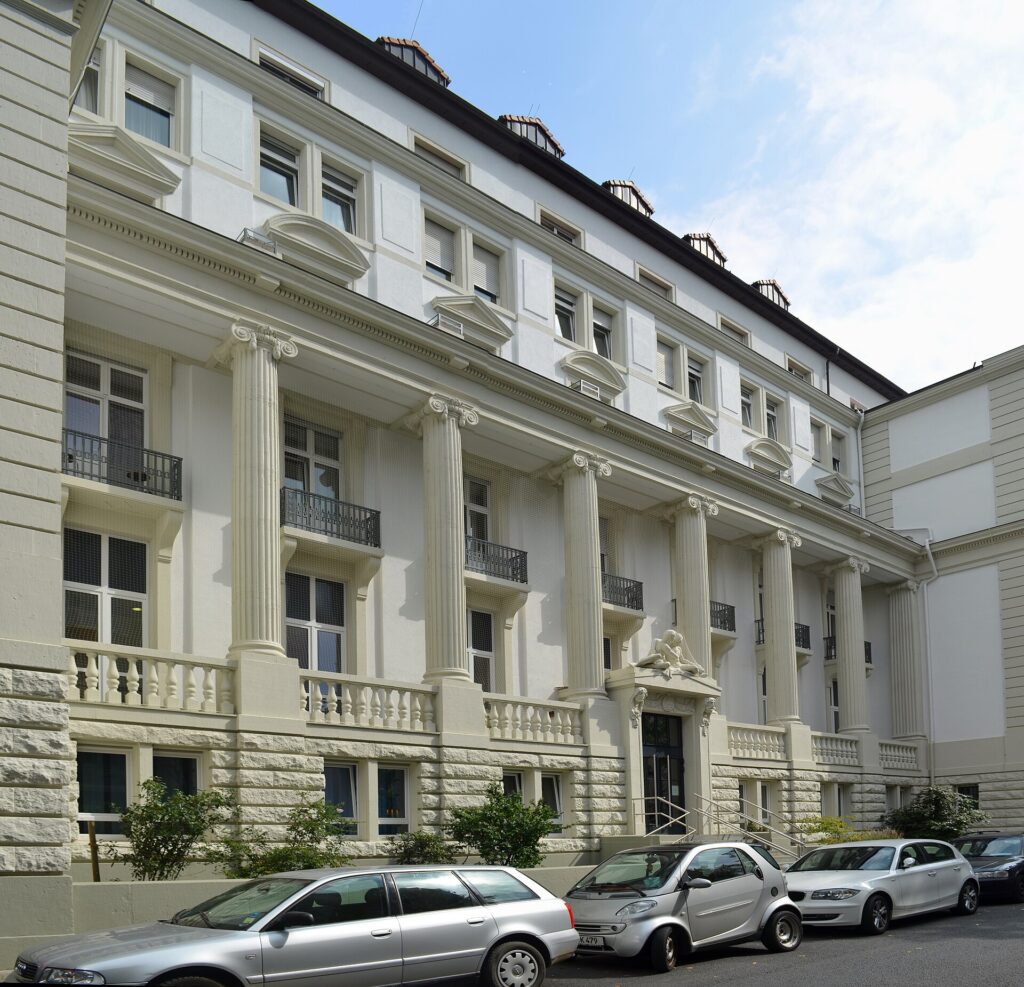 An elegant historic building in the Sachsenhausen district of Frankfurt