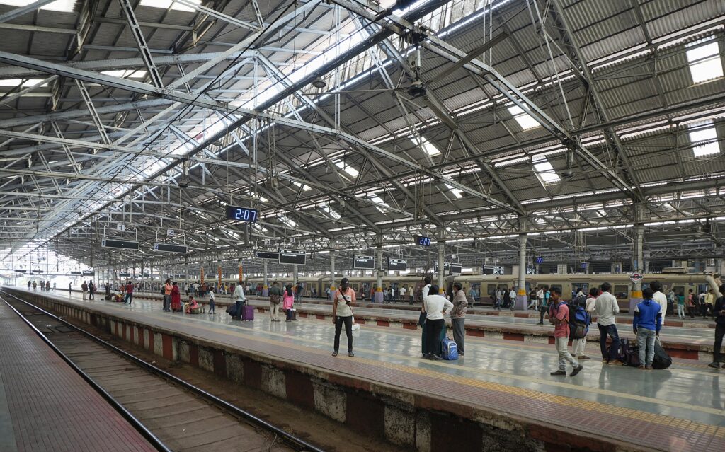 Mumbai - Chhatrapati Shivaji Terminus Tracks