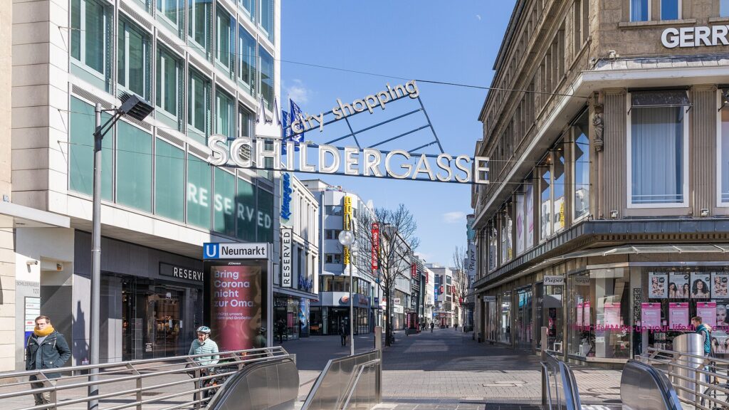 The Schildergasse shopping street in Cologne
