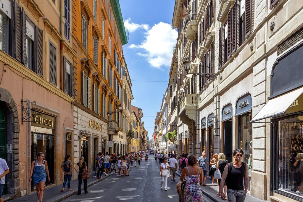 Via dei Condotti, Rome