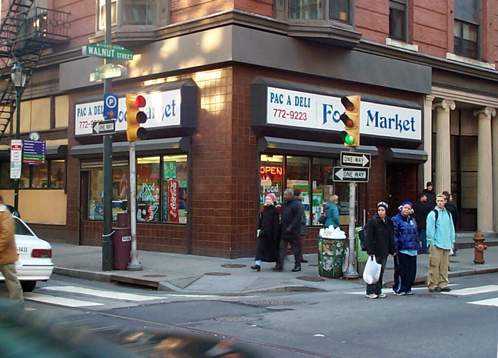 Walnut Street Shopping