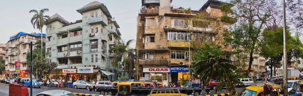 Colaba Causeway - panoramio (2)