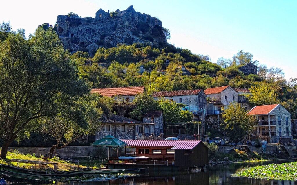 Žabljak Crnojevića, Podgorica