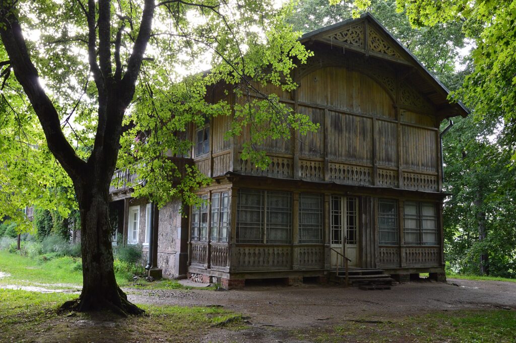 Viesnīca un restorāns Aparjods