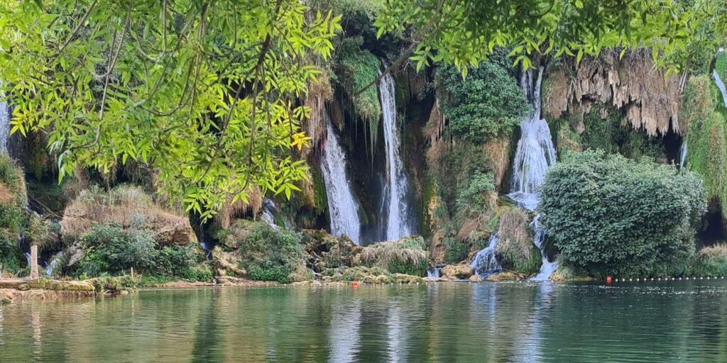 From Dubrovnik: Mostar and Kravica Waterfall Day Trip