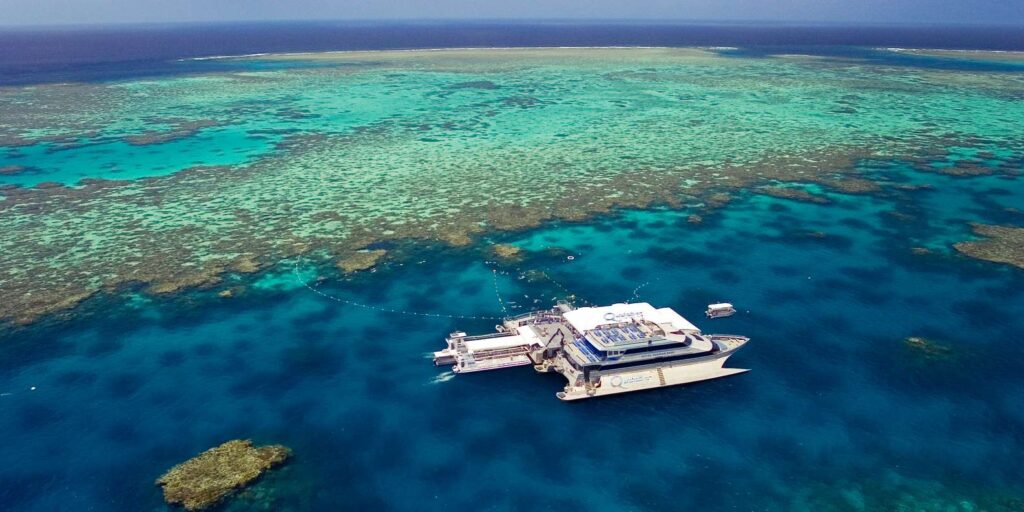 Quicksilver Outer Barrier Reef Cruise